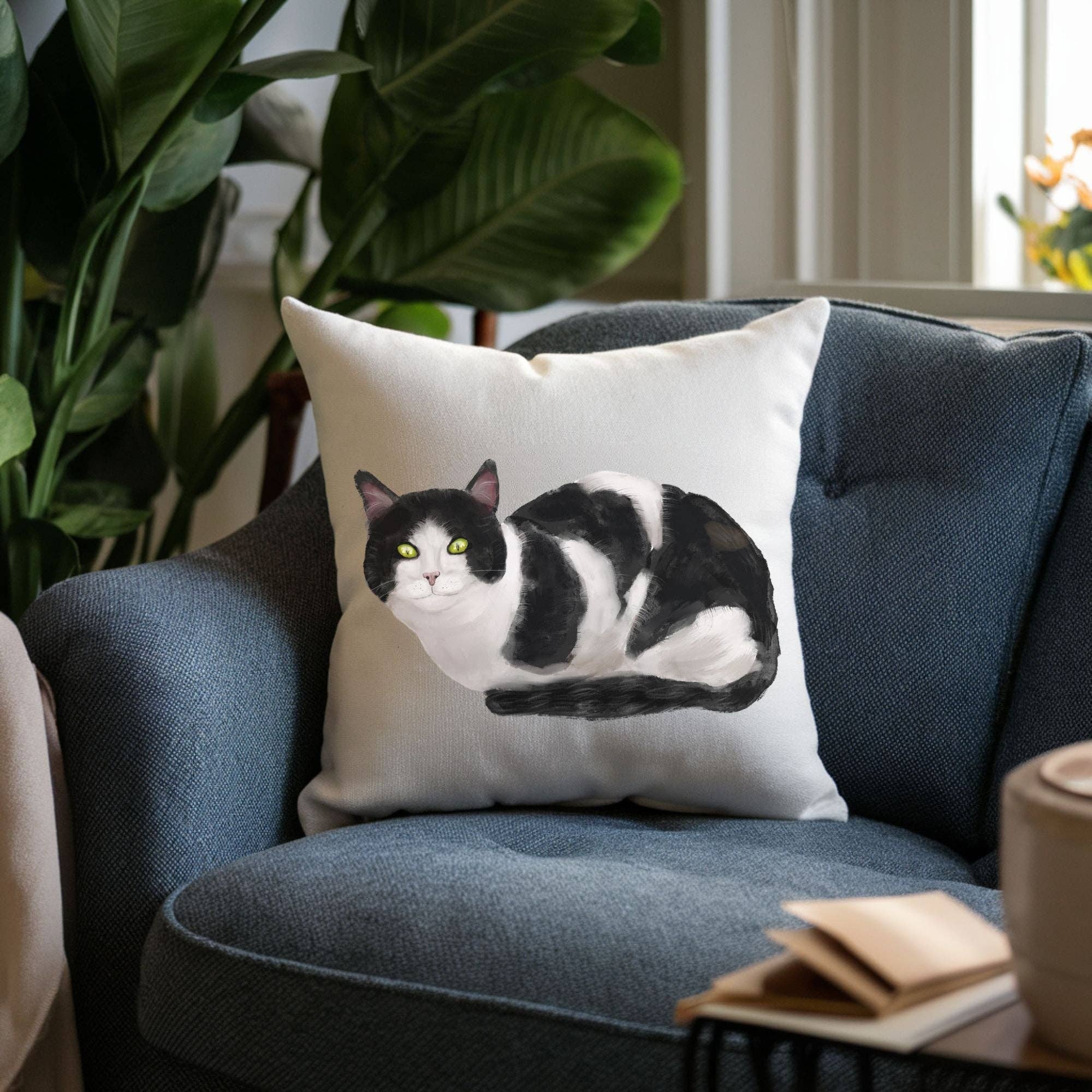 MerikaArt - Wholesale Throw/Decorative Pillow - Black and White Cat Pillow5