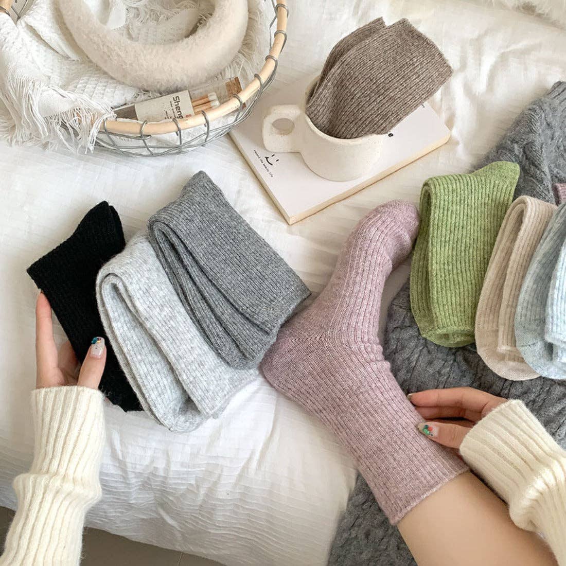Funkyrel® Atzbranding Limited - Venta al por mayor Calcetines - Mujer - Rufia - Calcetines de Invierno Cálidos de Color Sólido11