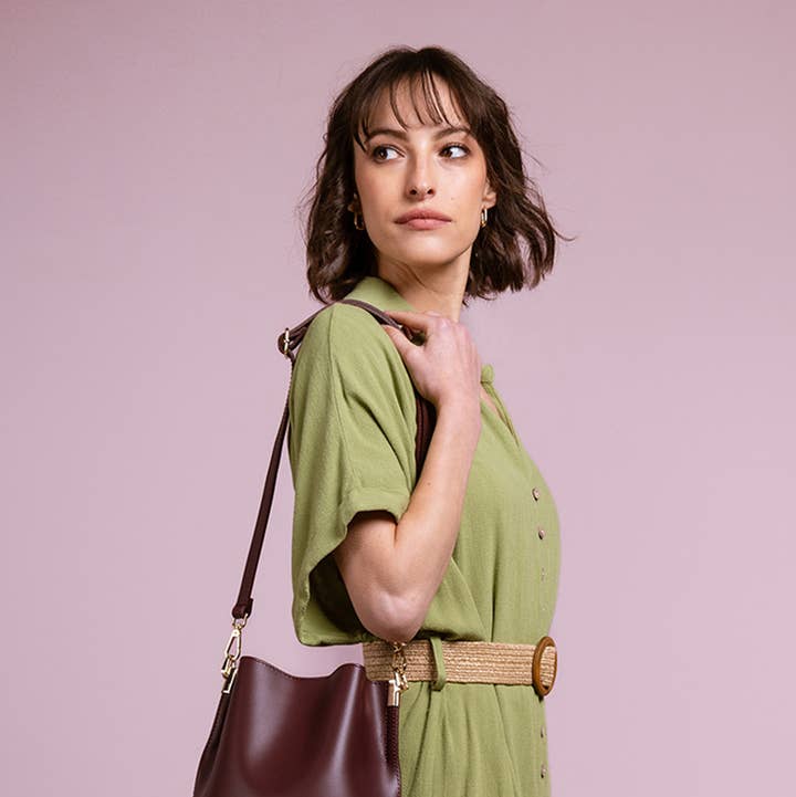 Cherry Paris – Großhandel Umhängetasche - Damen – NITA Tasche aus glattem Rindsleder - 417134