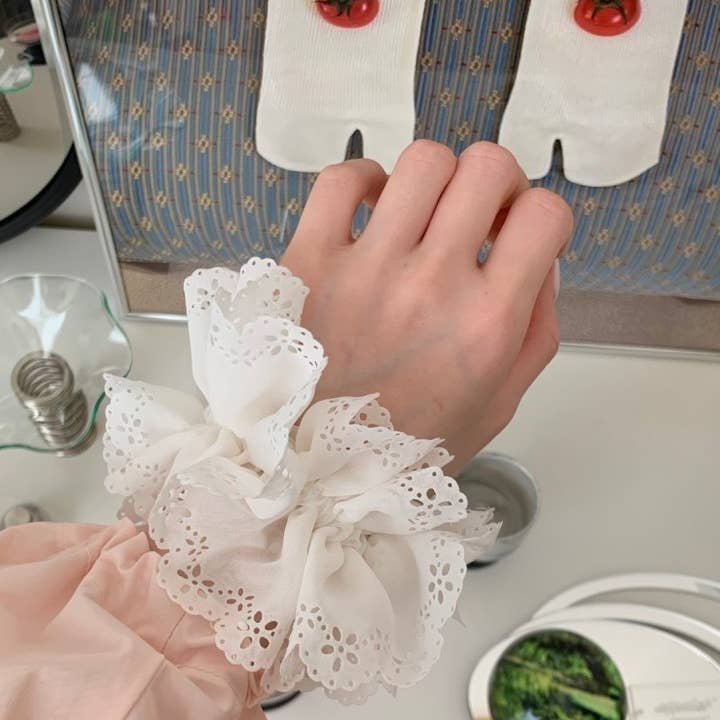 MOND HAUS - Wholesale Scrunchie - Women’s - Jubilee Scrunchie | Punchwork Lace Medium-size Hair Tie1