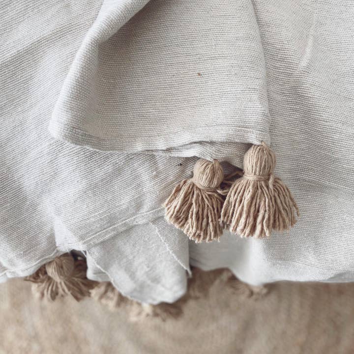 marrakeshop – wholesale Throw pillow cover – Moroccan Pillow Cushion With Pom Pom Tassel2