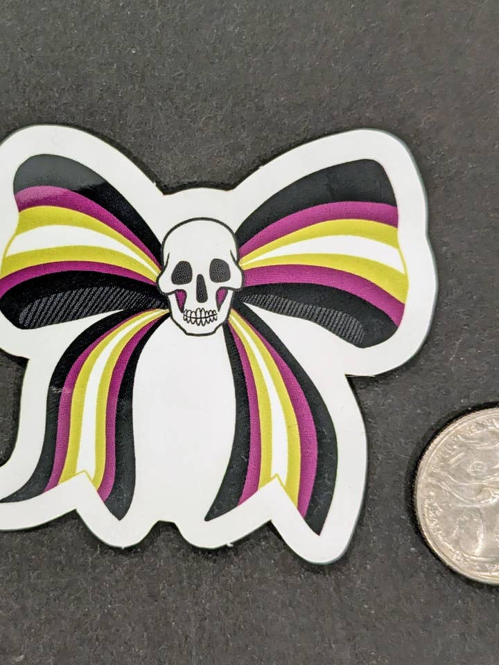 Autocollant Arc Crâne Non-binaire pour la vente par Courtney Licata Designs