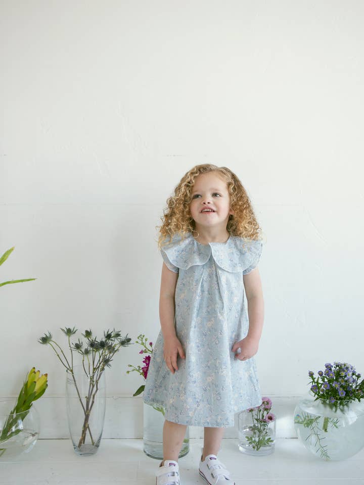 The Lottie in English Blue for wholesale by dotti shop