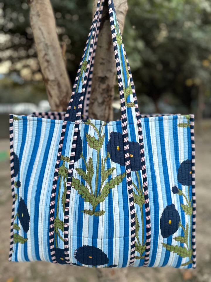 Quiltet bomuld ekstra stor tote taske, vendbar for engroshandel hos The Eastern Loom