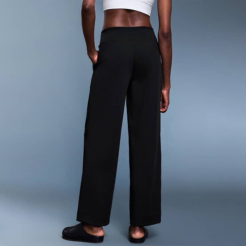 WONDERXFANS - Wholesale Athletic Sweatpants/Joggers - Women's - Buttery-soft fleece-lined relaxed straight-leg sweatpants8