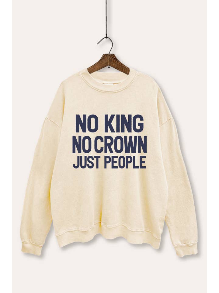 VINTAGE POINT USA - Wholesale Graphic Sweatshirt - Women's - NO KING NO CROWN MINERAL WASH GRAPHIC SWEATSHIRT4