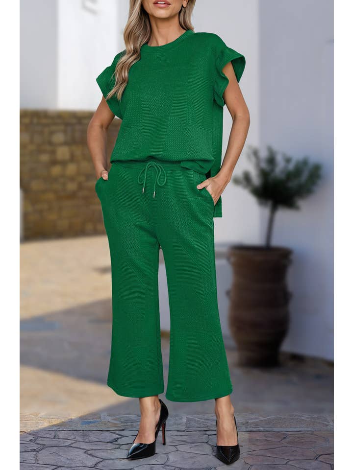 Aapparella - Wholesale Lounge Set - Women's - Ruffled Sleeve Summer Top & Cropped Pants Set | S-XL