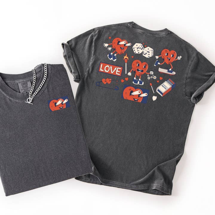 Cœur de skateur | T-shirt graphique | T-shirt punk de la Saint-Valentin pour la vente par Knox + Nell