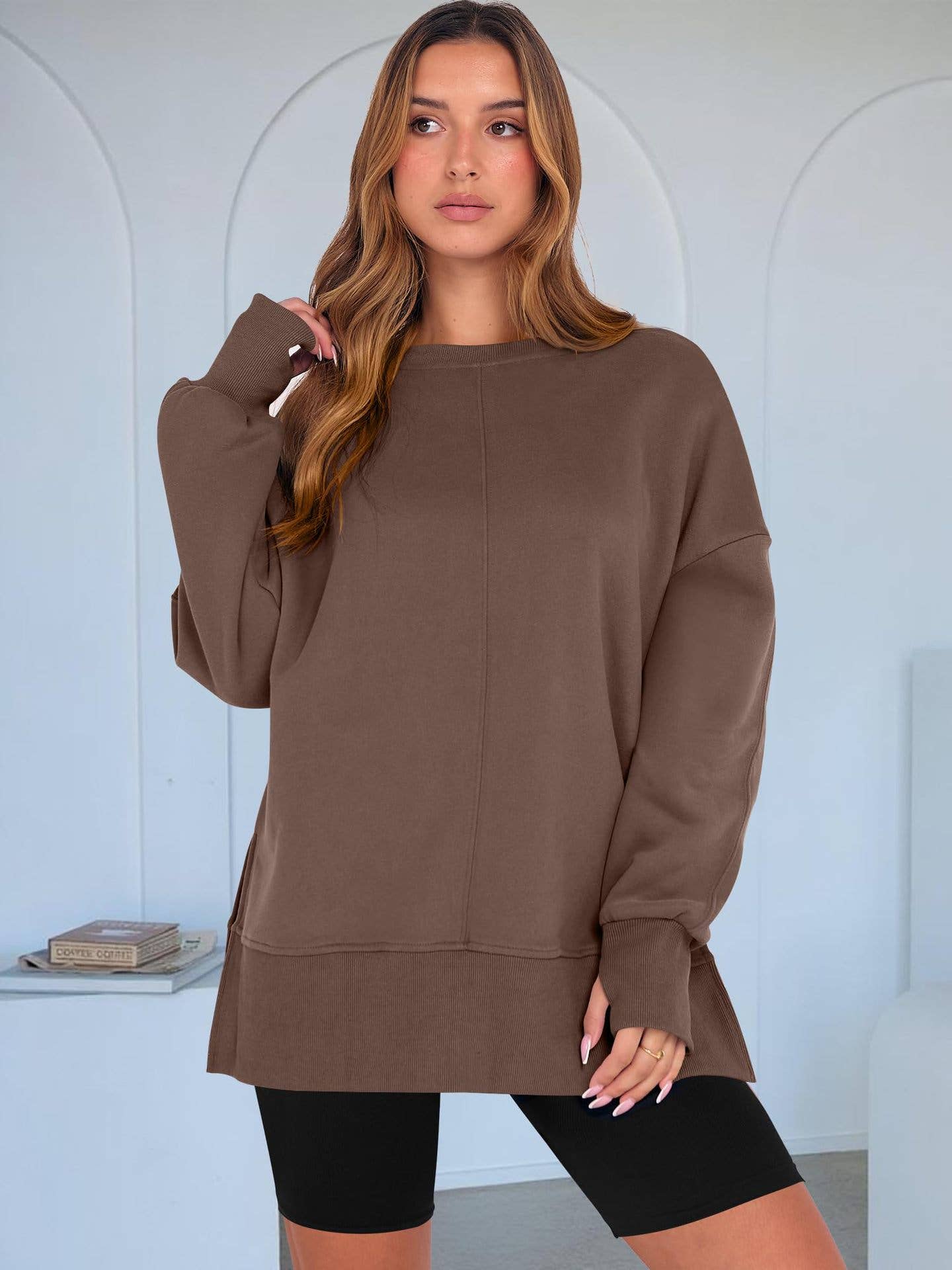 Lily Clothing - Wholesale Sweatshirt - Women's - Casual round-neck loose sporty split sweatshirt6