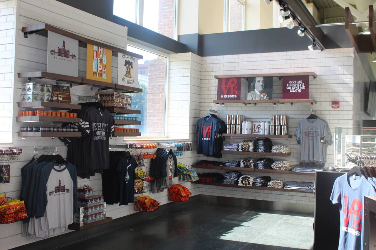 Ninth & Vine - Wholesale Decorative Panel - Slatwall - Brick (Set of two 24" H X 48" L Panels)27