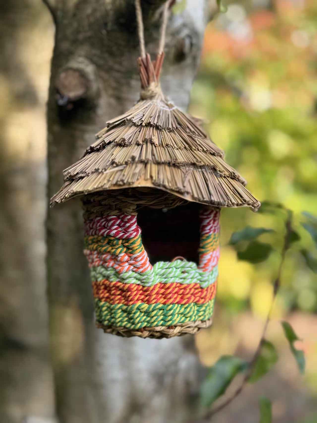 Marissa's Gifts - Wholesale Bird House - Handmade hut weave rattan birdhouses with straw roof measuring 15 x 21cm4