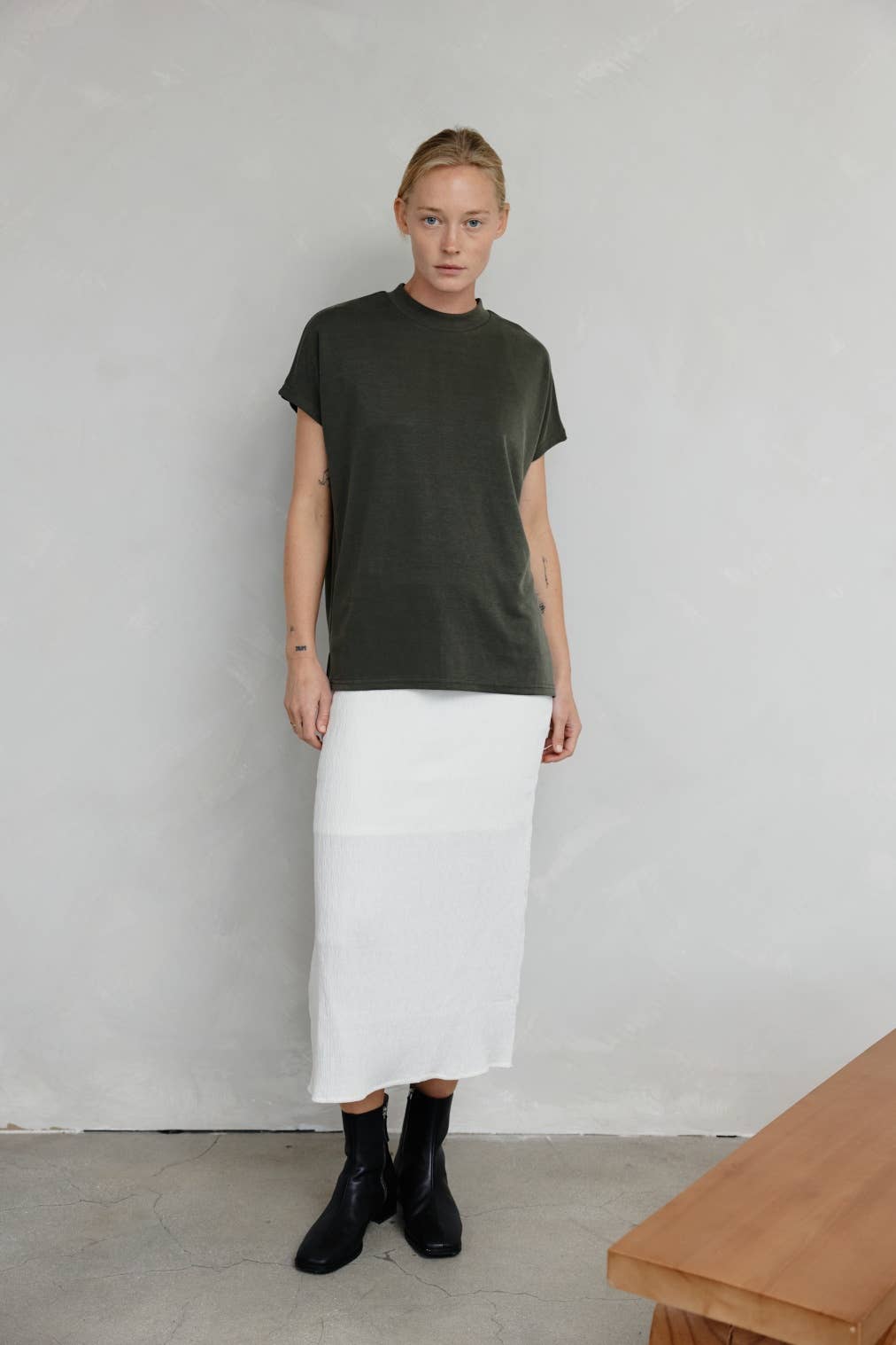 MOD REF - Vente T-shirt – femme - The Ashton Top | Haut délavé à épaules tombantes10