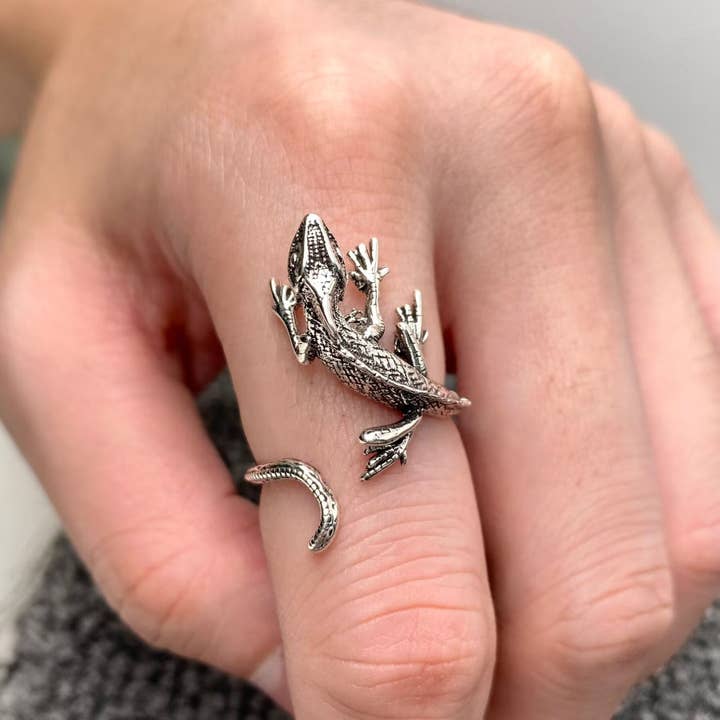 Mio Queena - Wholesale Cocktail/Statement Ring - Lizard Adjustable Ring1