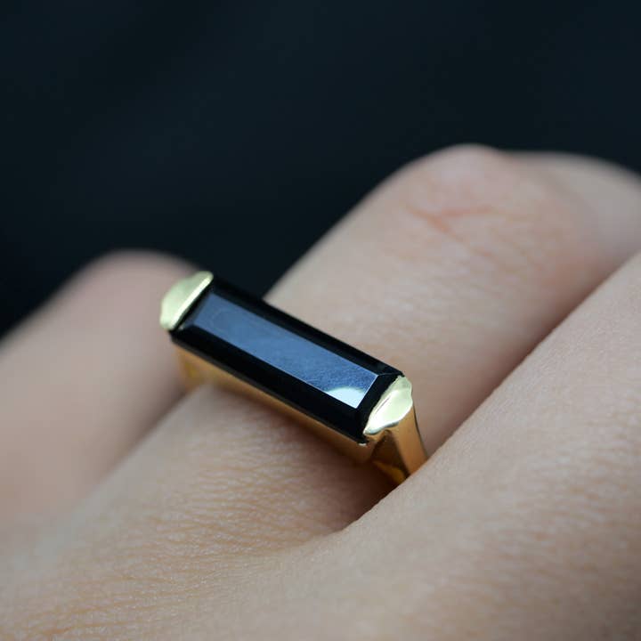 Atelier Leblanc - Wholesale Single Stone/Solitaire Ring - Finesse Onyx Ring2