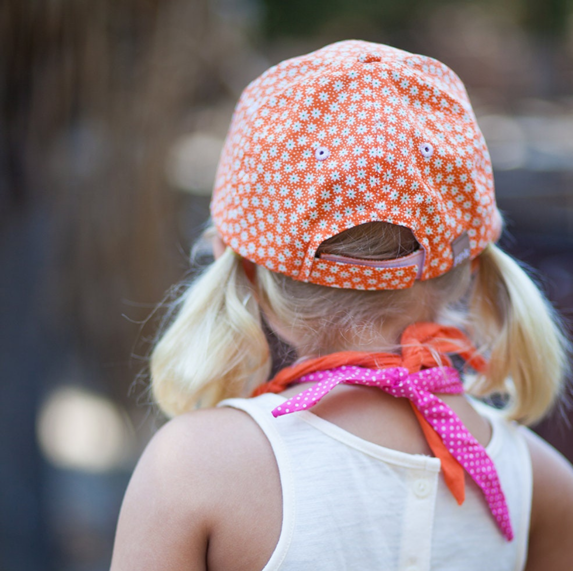 Peppercorn Kids – Großhandel Halskette – Kinder – Stoffkette mit Perlen für Mädchen — Origami — Orange2