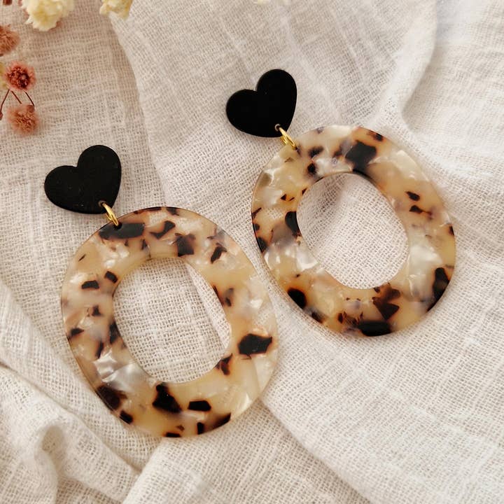 Les Noeuds de Maman - Wholesale Dangle Earrings - Marbled brown/beige oval earrings0