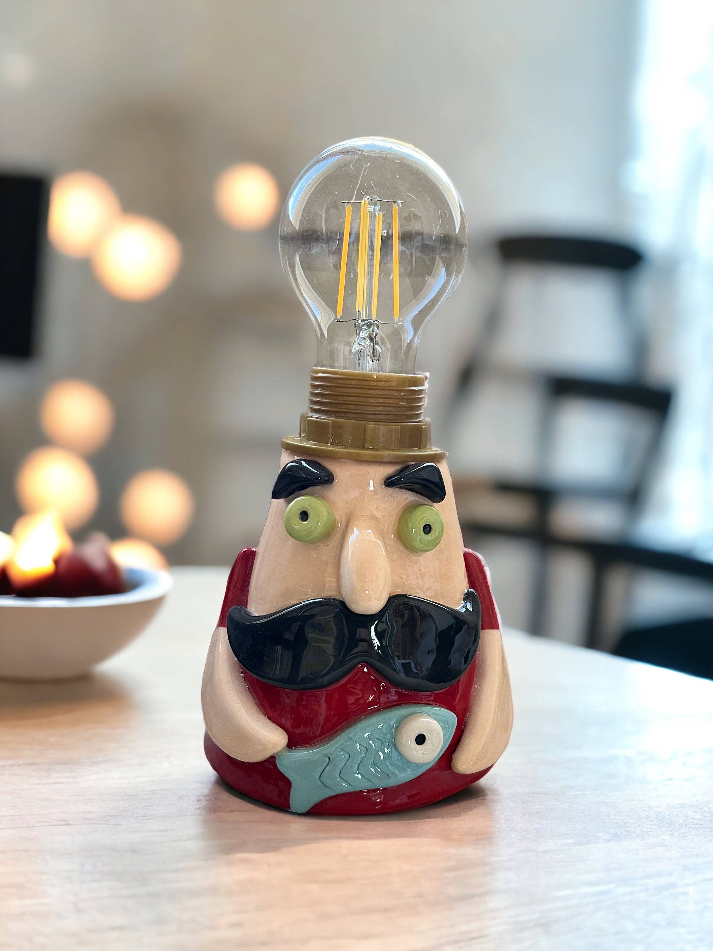 Thetis Art Studio - Wholesale Figurine Lamp - Lampada da tavolo Fisherman