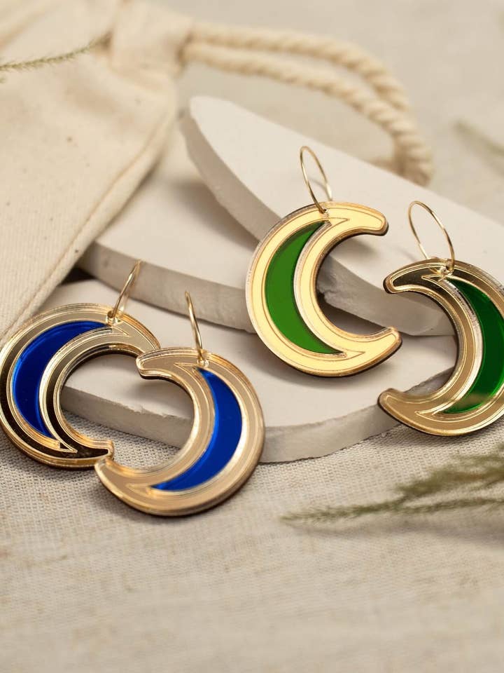 Lasergesneden hoepeloorbellen met halve maan voor wholesale door Plato's Fire