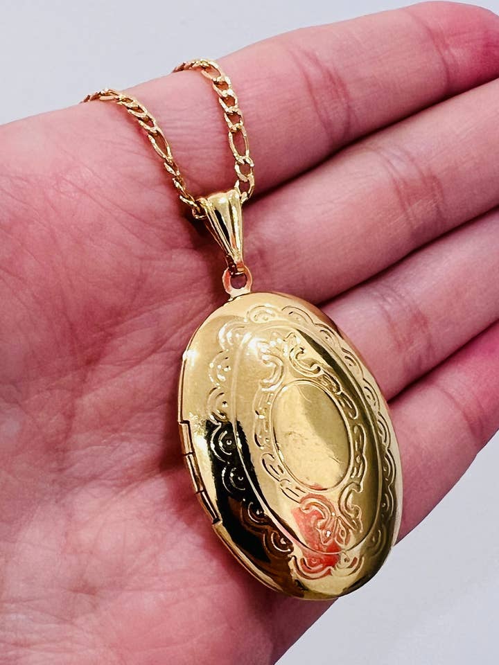 Gold Filled Locket Necklace | Sentimental Keepsake Charm for wholesale by Haus of Monogram