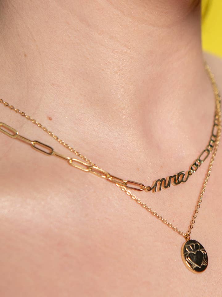 MNÁ POWER Chain for wholesale by Don't Kill My Vibe