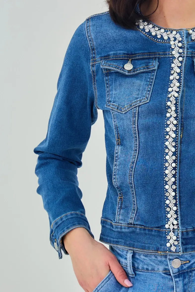 ANA & LUCY - Wholesale Denim Jacket - Women's - WOMEN'S JEANS JACKET - “Charlène” (Pearl and Strass)6