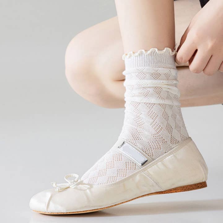 AK Brand - Wholesale Socks - Women's - 3-pack Delicate Lace Knit Crew Socks with Textured Patterns4