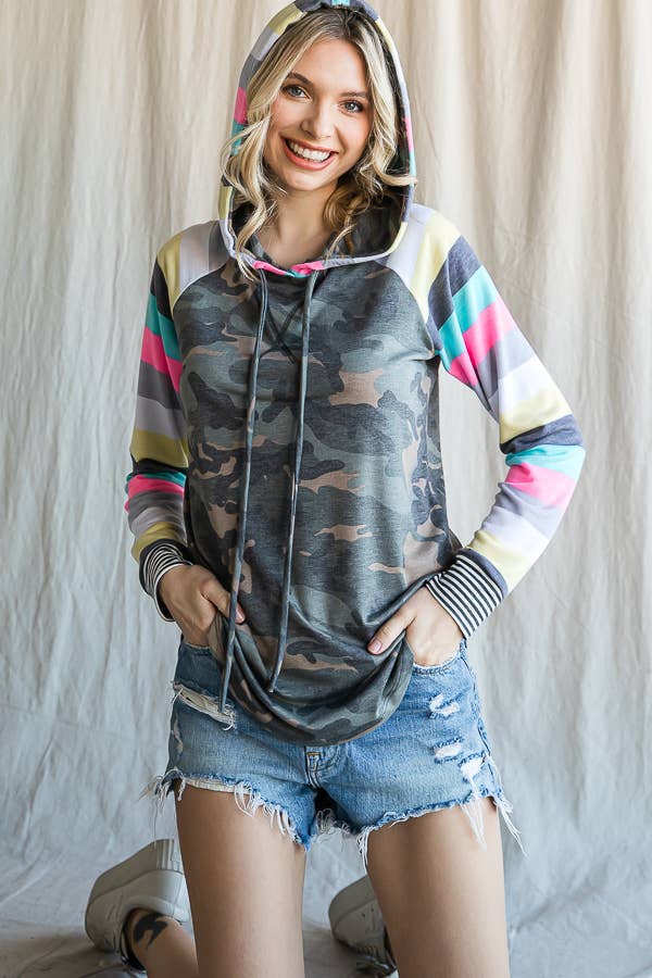7th Ray - Wholesale Hoodie – Women's - Camo Print Stripe Raglan Sleeve Drawstring Hoodie T4549