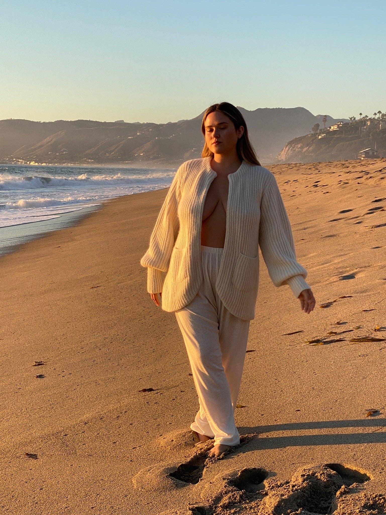 Na Nin - Wholesale Jas - Dames - Gebreide alpacajas van Dylan10