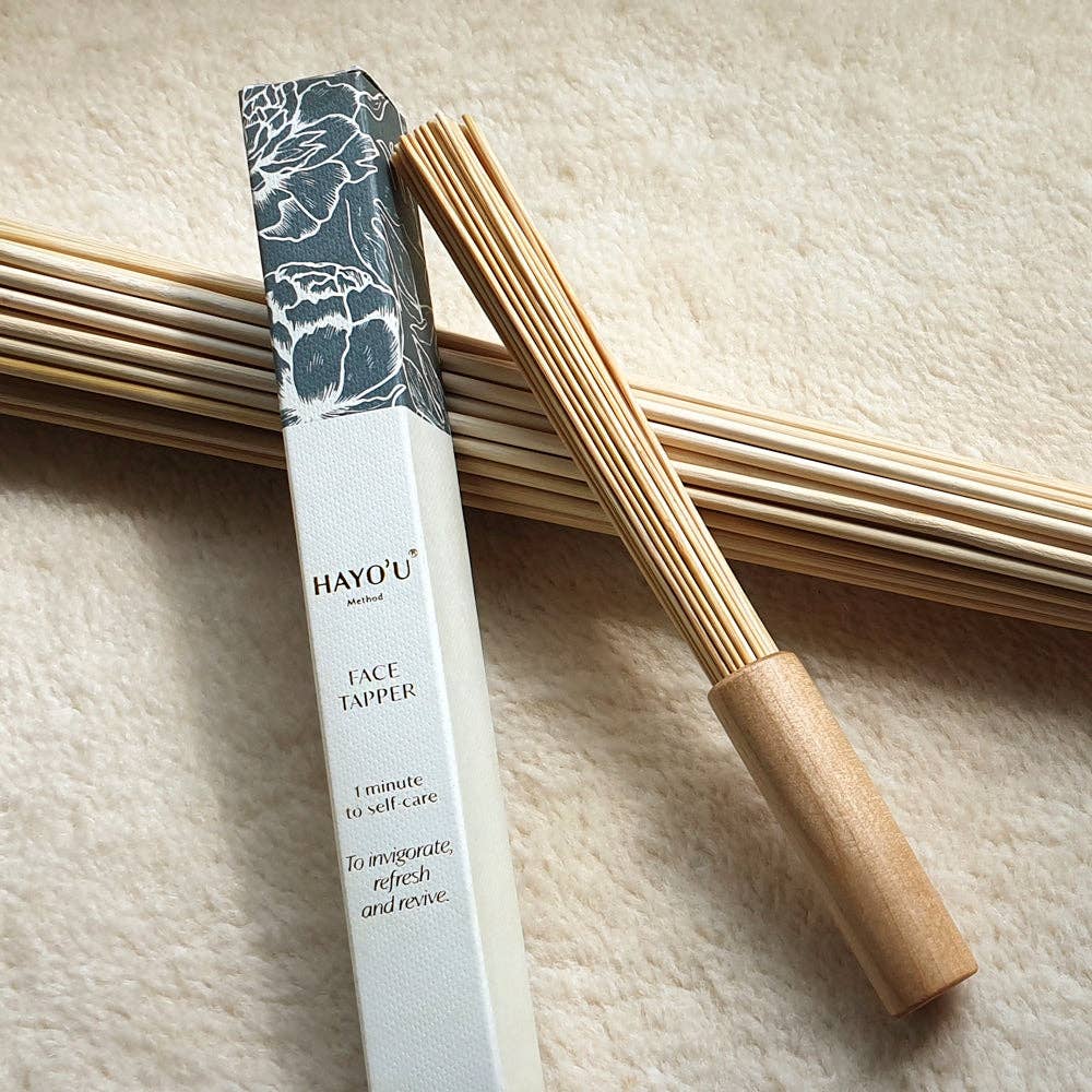 Hayo'u Method - Wholesale Face/Beauty Roller - Mini Bamboo Face Tapper2