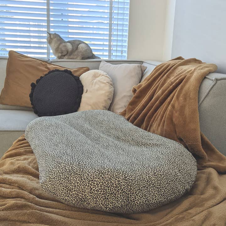 Cover Snuggle Me Organic | Infant Lounger Cover | Leopard for wholesale on Faire5