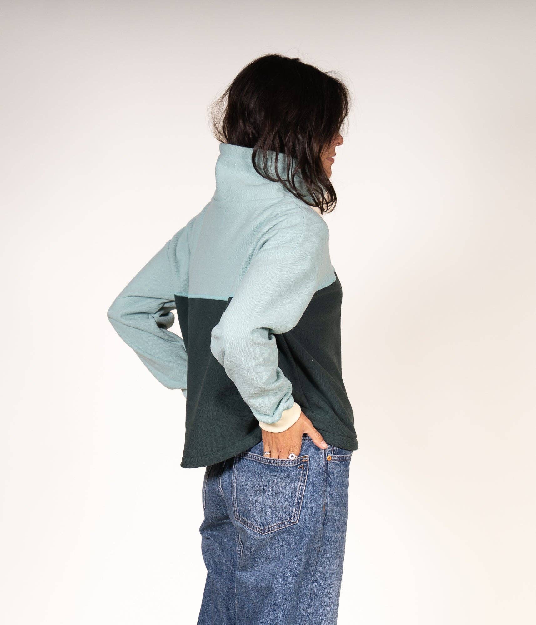 DESO — Made in America - Wholesale Sweatshirt - Women's - The Mika Fleece Pullover CB10