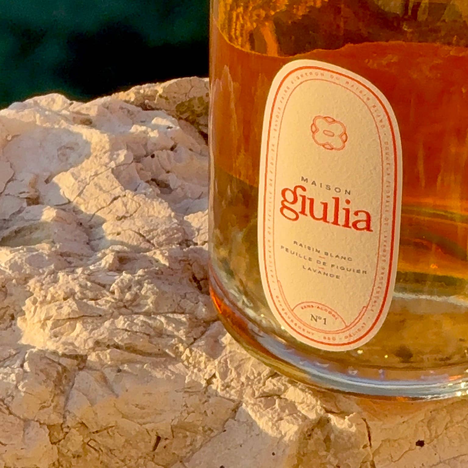 Maison Giulia - Wholesale Non-Alcoholic Spirits/Wine/Beer - Maison Giulia - Refined Mediterranean Sparkling 0.0% alc.3