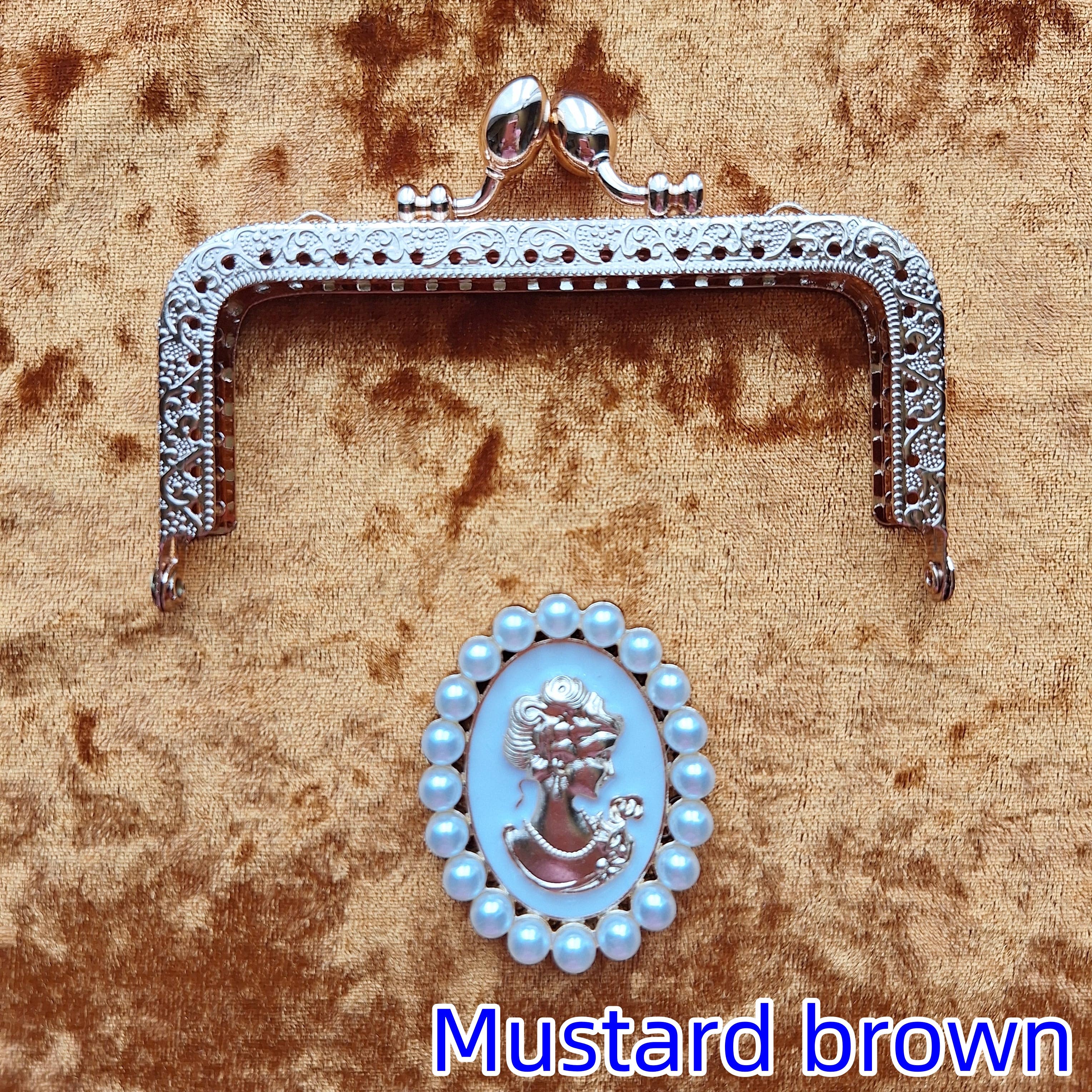 LeisTextileStudio - Wholesale Wallet - Women's - Handmade Velvet Vintage Kiss lock Handbag With Card Holder40