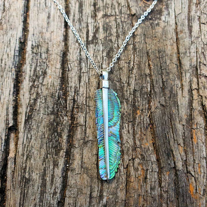 Feather Tribe - Vente Colliers à pendentif - Collier Plume Abalone Super Mini - Argent/Épine en Laiton0