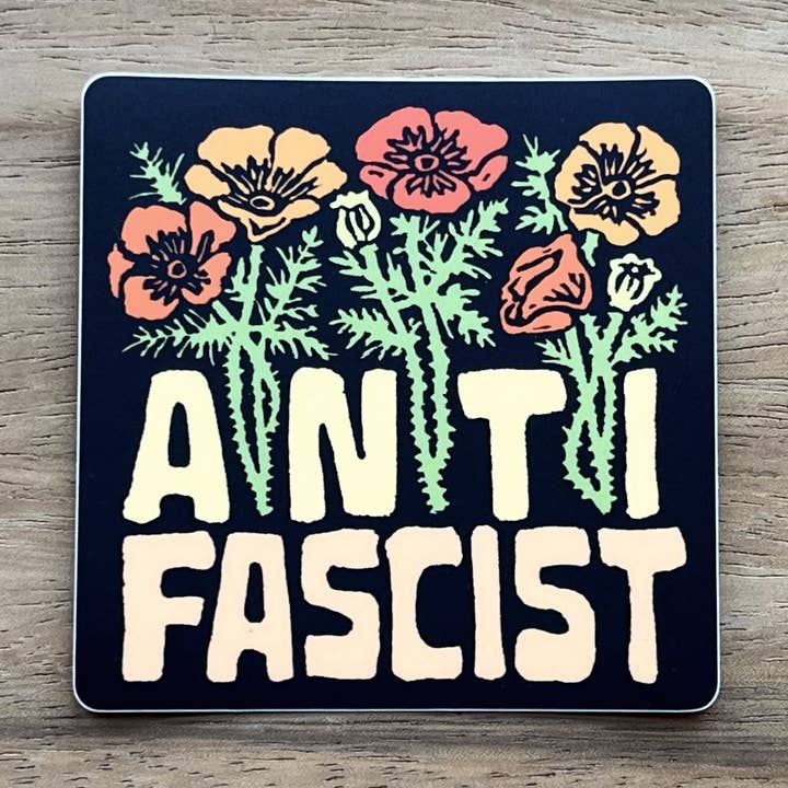 Autocollant Antifasciste | vinyle mat justice sociale pour la vente par stickiemi