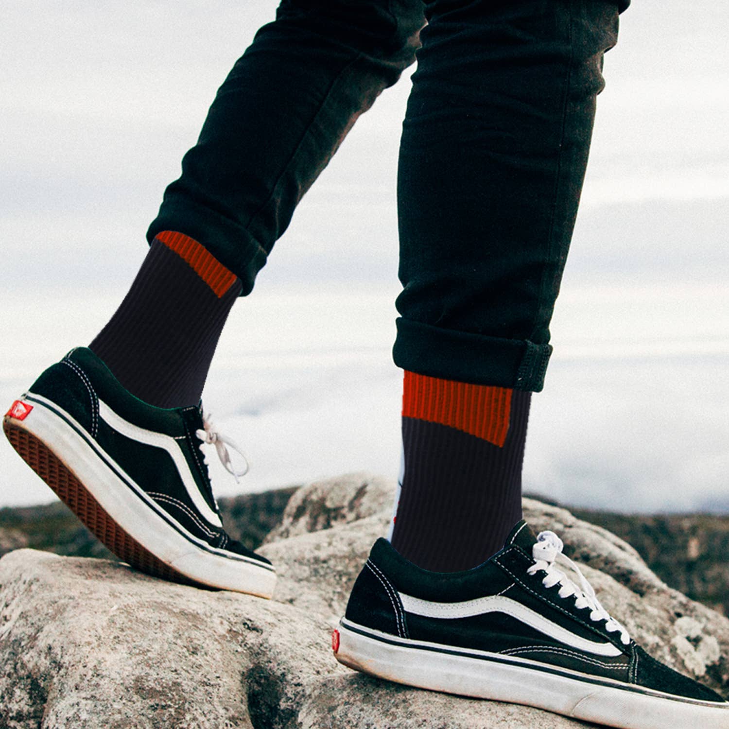 The American Gift Company (TAGCO) - Wholesale Socks - Unisex - 48-PAIRS COMPRESSION SOCKS WITH FREE DISPLAY5