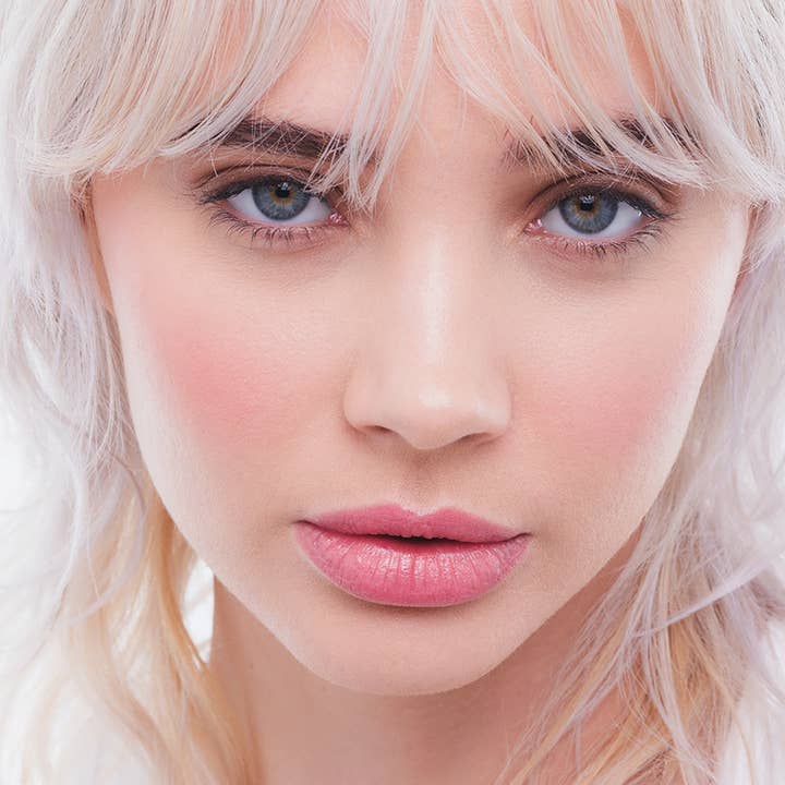 True + Luscious - Wholesale Lipstick - Super Moisture Lipstick