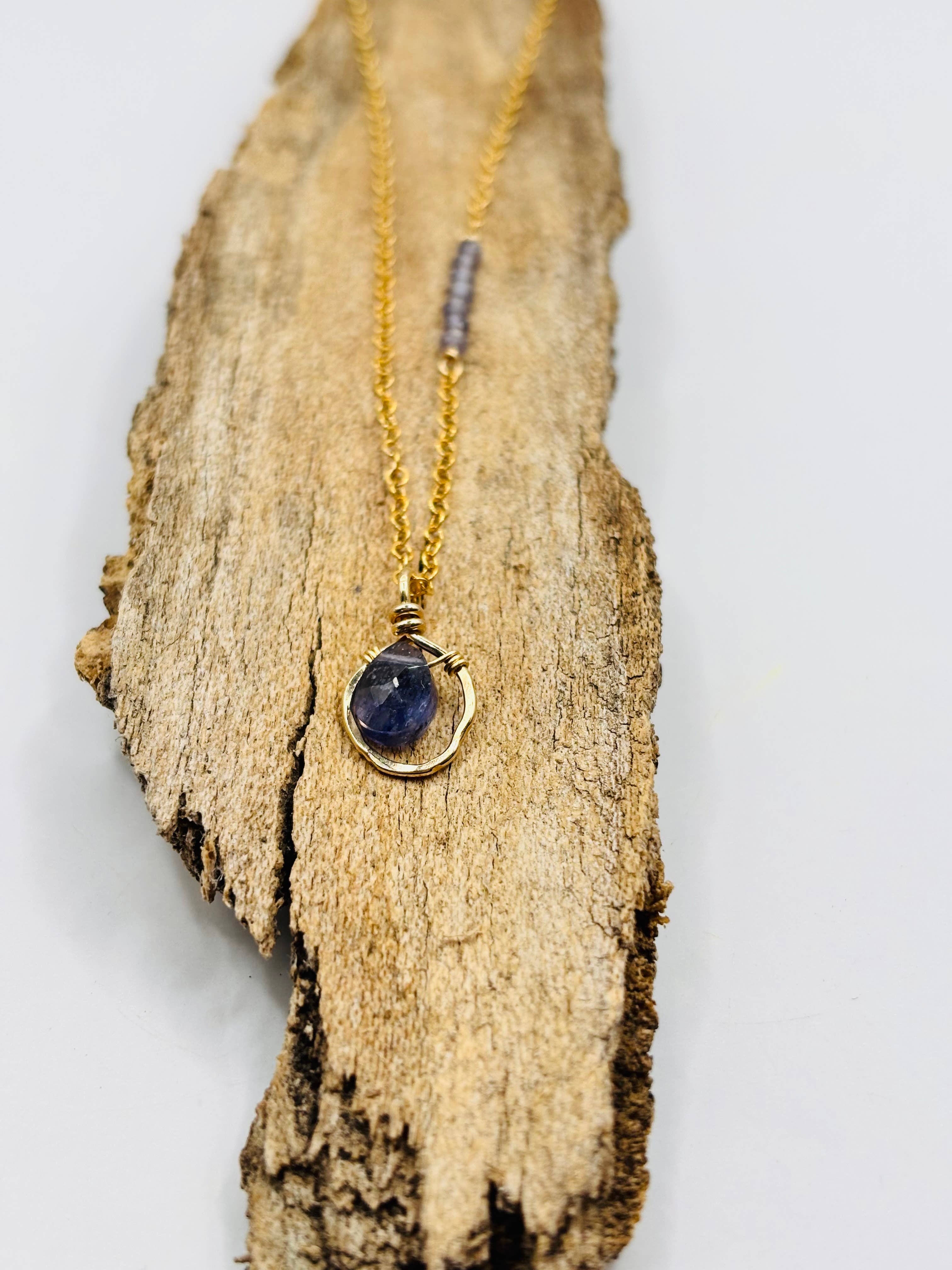 Rachel Renee Jewelry - Wholesale Pendant/Charm Necklace - ALICIA Freeform Gemstone Necklace With Embellishment4