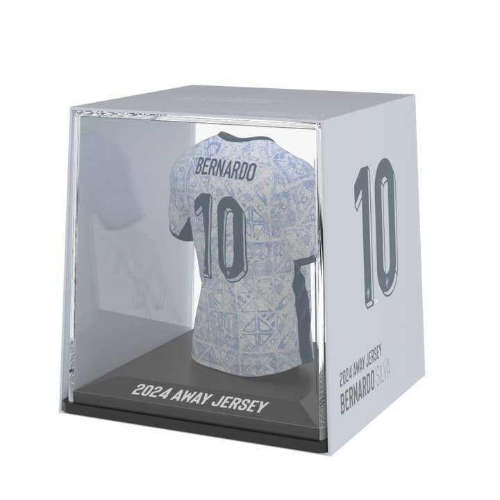 FanCollex - Wholesale Decorative Figurine - Bernardo Silva1