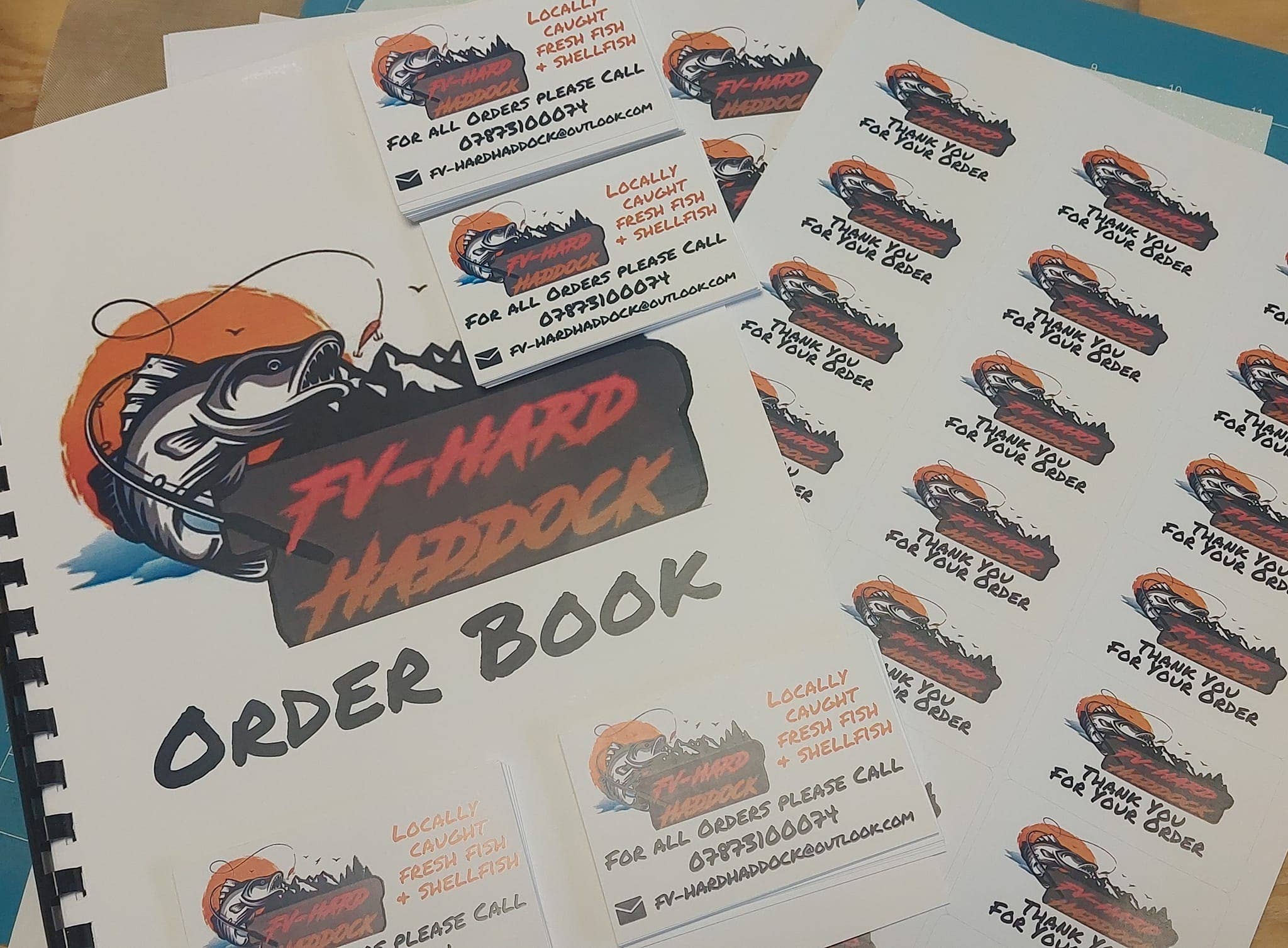 T S Business Cards and Labels – wholesale Planerare – Inkomst- och utgiftsbok6