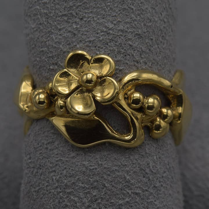 Leafy Band for wholesale by Three pines fine jewelry