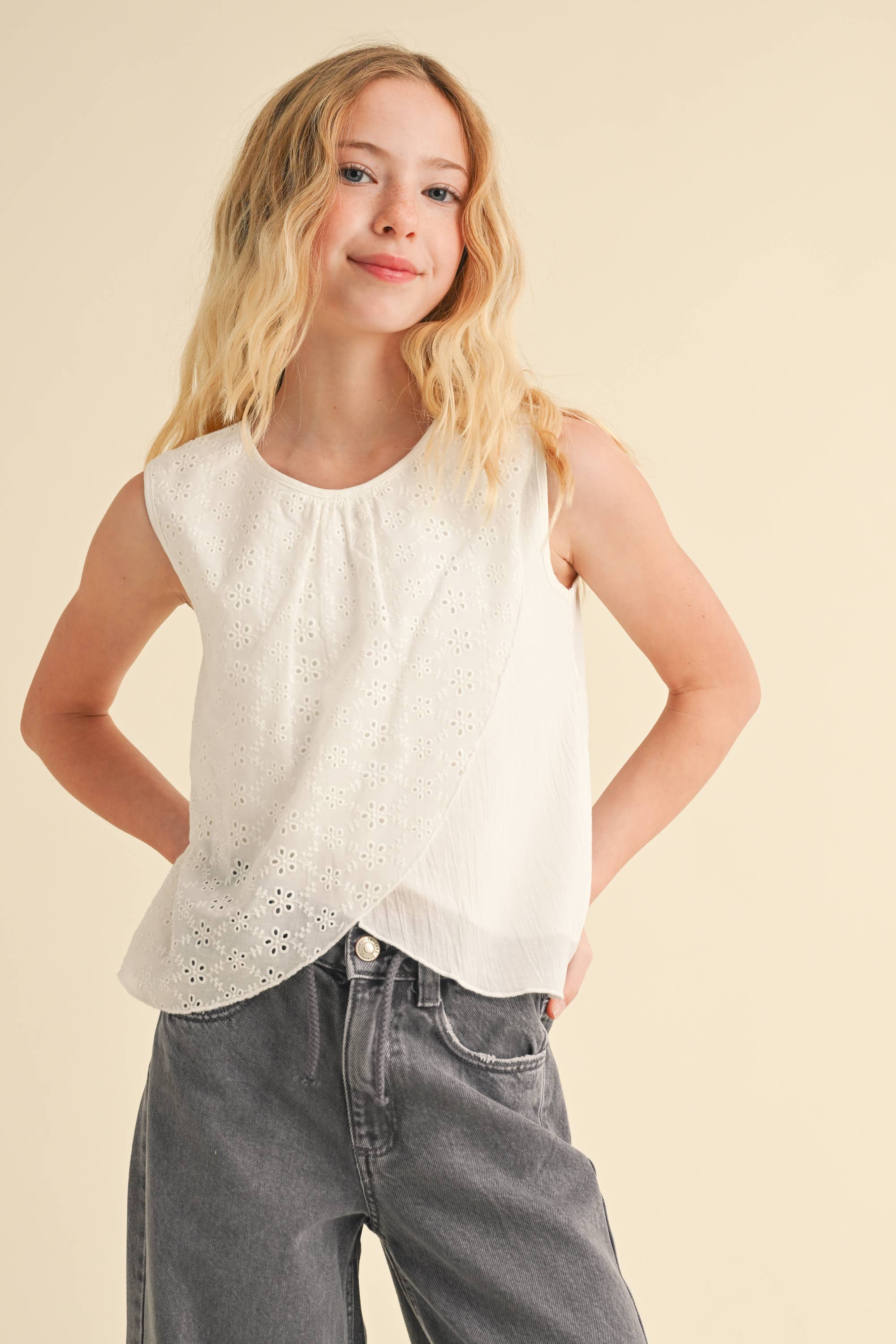 heart and arrow - Vente T-shirt – enfant - HAUT SANS MANCHES TULIPE POUR FILLES PRÉ-ADOLESCENTES (7-14)1