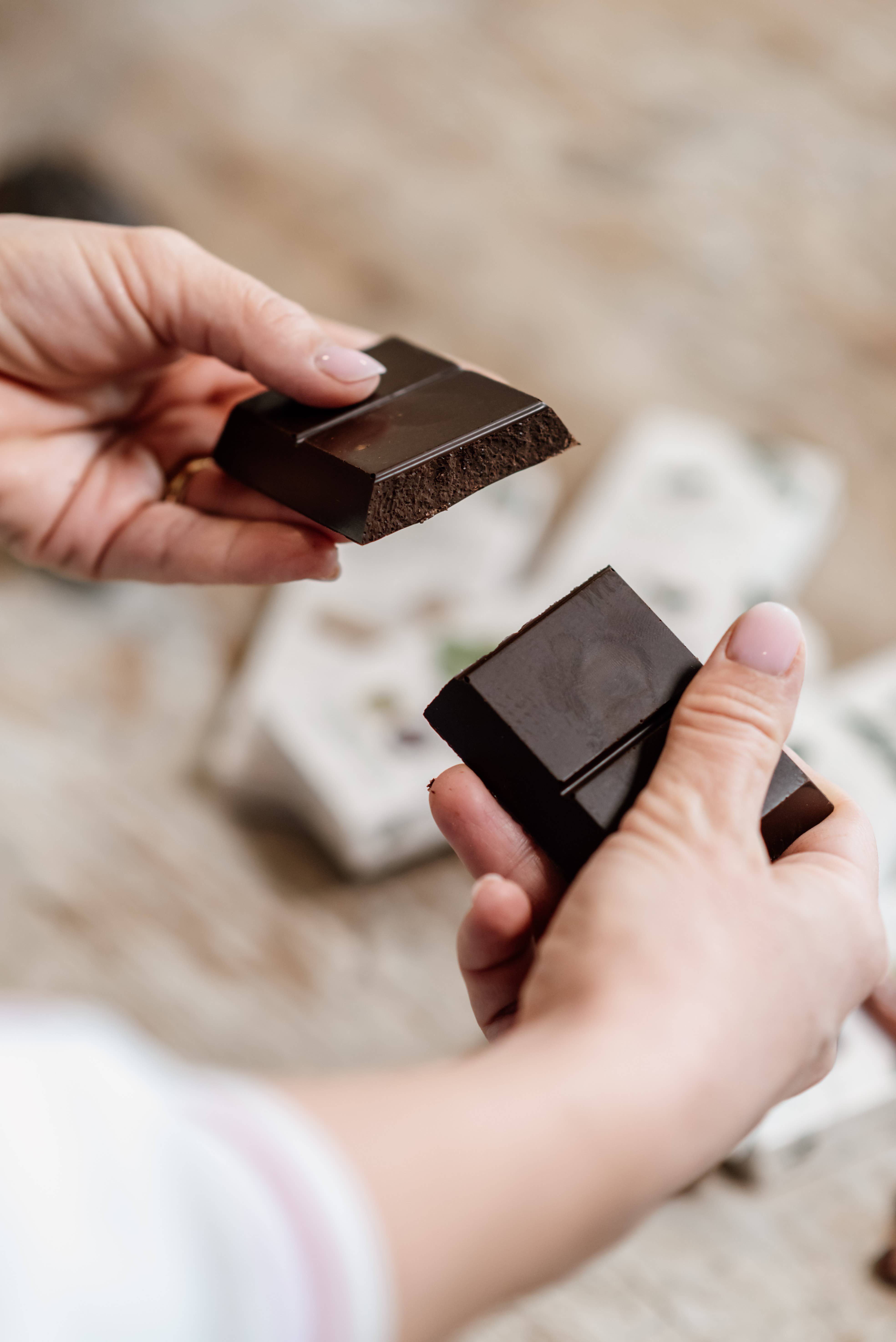 Ciokarrua – Chocolate por atacado – Chocolate Orgânico Modica IGP Alfarroba Siciliana, 68 GR1