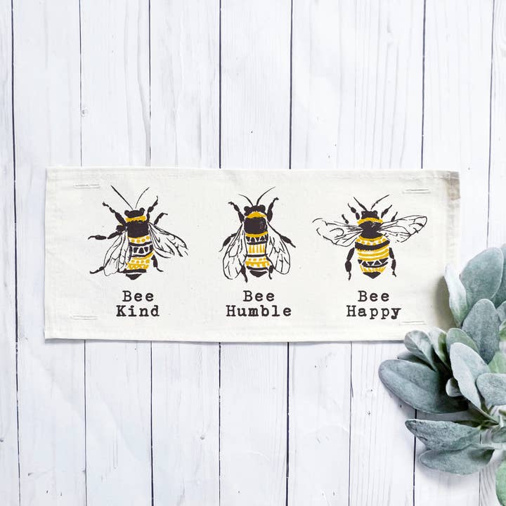 Botanisk Panel: Forår Boho Vær Venlig, Ydmyg, 3 BIE ATTITUDE for engroshandel hos PillowPanels