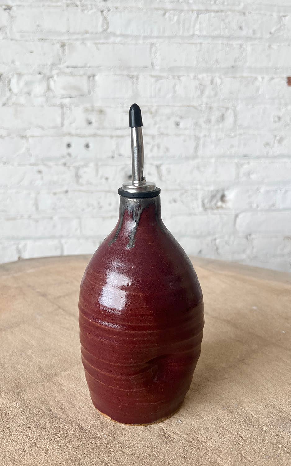 Gina DeSantis Ceramics – Galheteiro por atacado – Cruets de Óleo Luna5