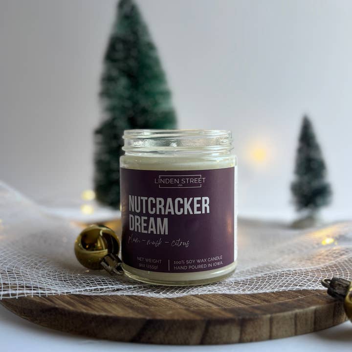 Linden Street Studio - Wholesale Jar/Filled Candle - Nutcracker Dream 9 oz Soy Candle - Home Decor & Gifts1