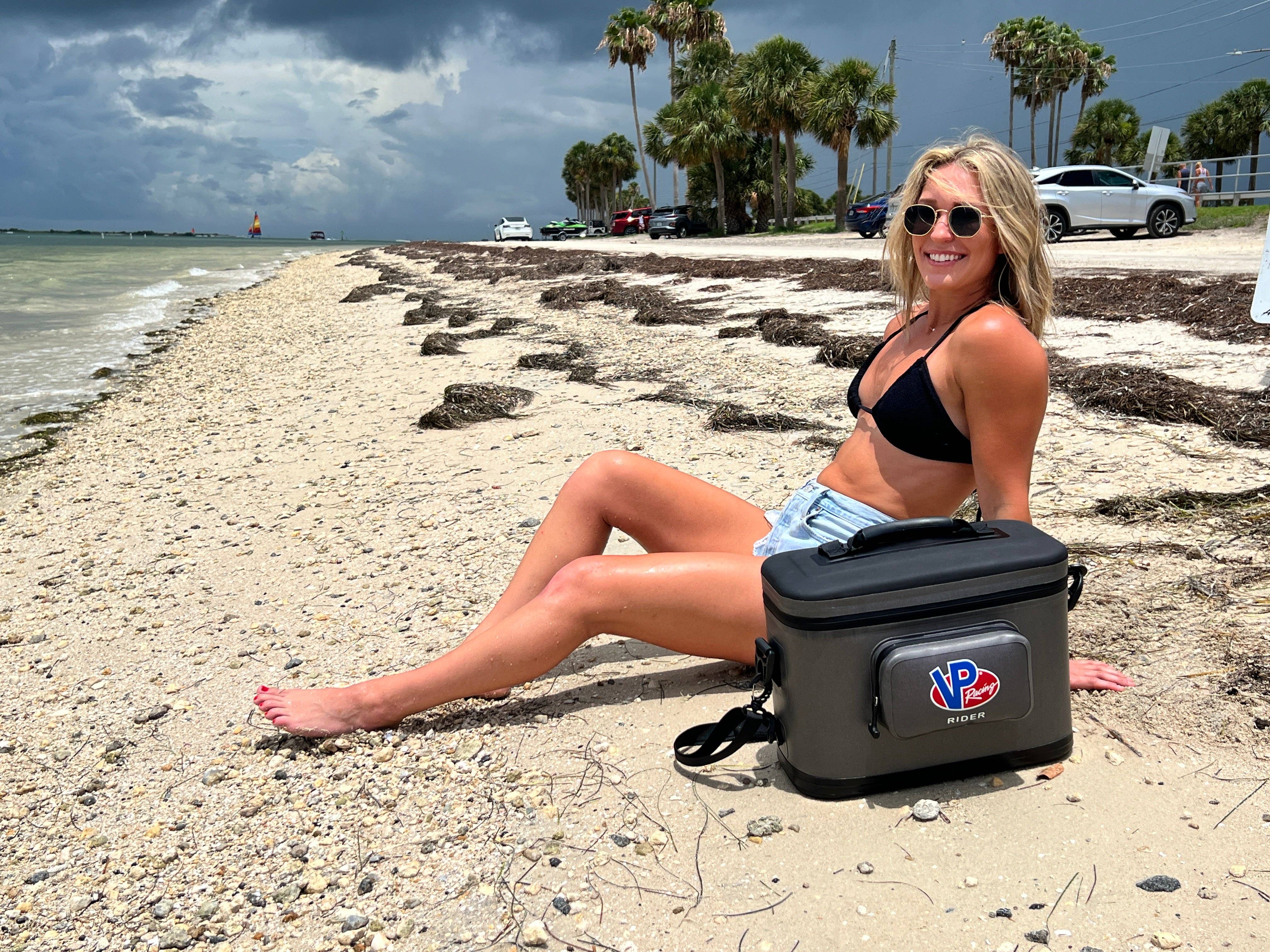 Rider Coolers, LLC - Wholesale Cooler/Cooler Bag - NEW RC102 Red 10 can jet ski cooler set of 28