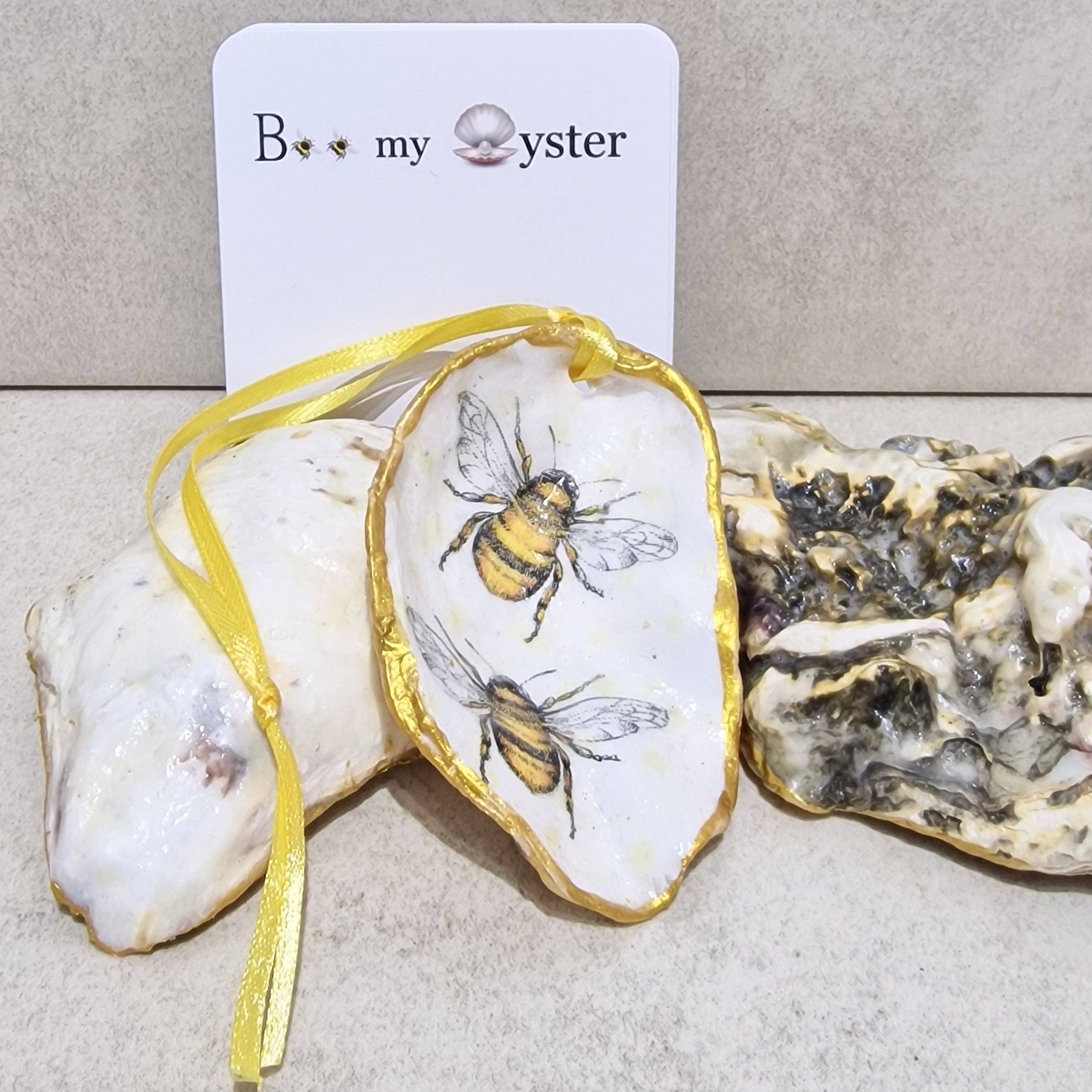 Bee my Oyster - Wholesale Ornament - Bumble Bee Duo Oyster Shell Ornament Decoration 7cm2