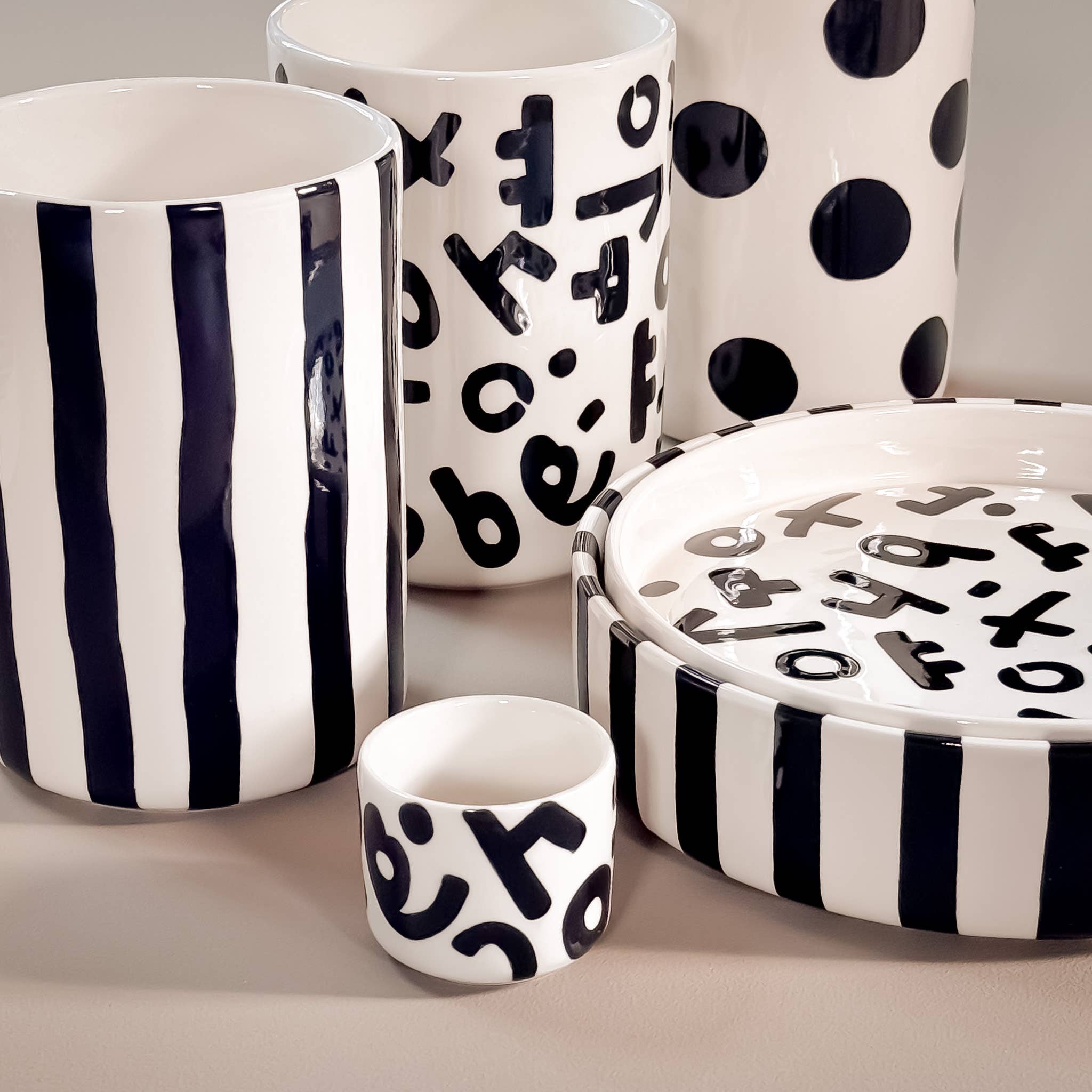 Magazin Minori - Wholesale Coffee Mug - Becher Stripes - volcano black6