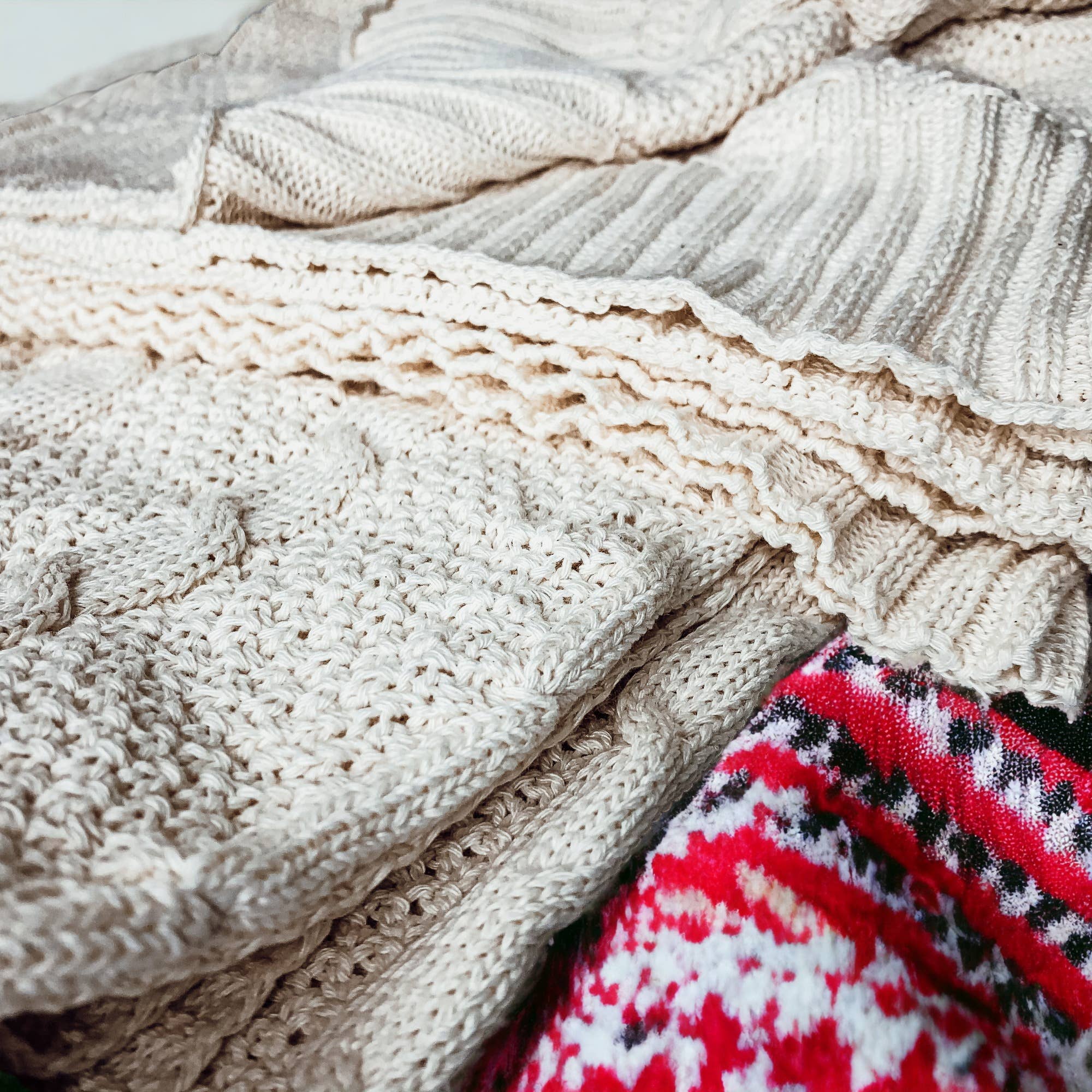 Gia Roma - Venta al por mayor Mantas de sofá - Manta vegana de algodón neutro, tipo suéter color marfil20